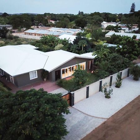 Haus Mopanie Apartamento Tsumeb Exterior foto